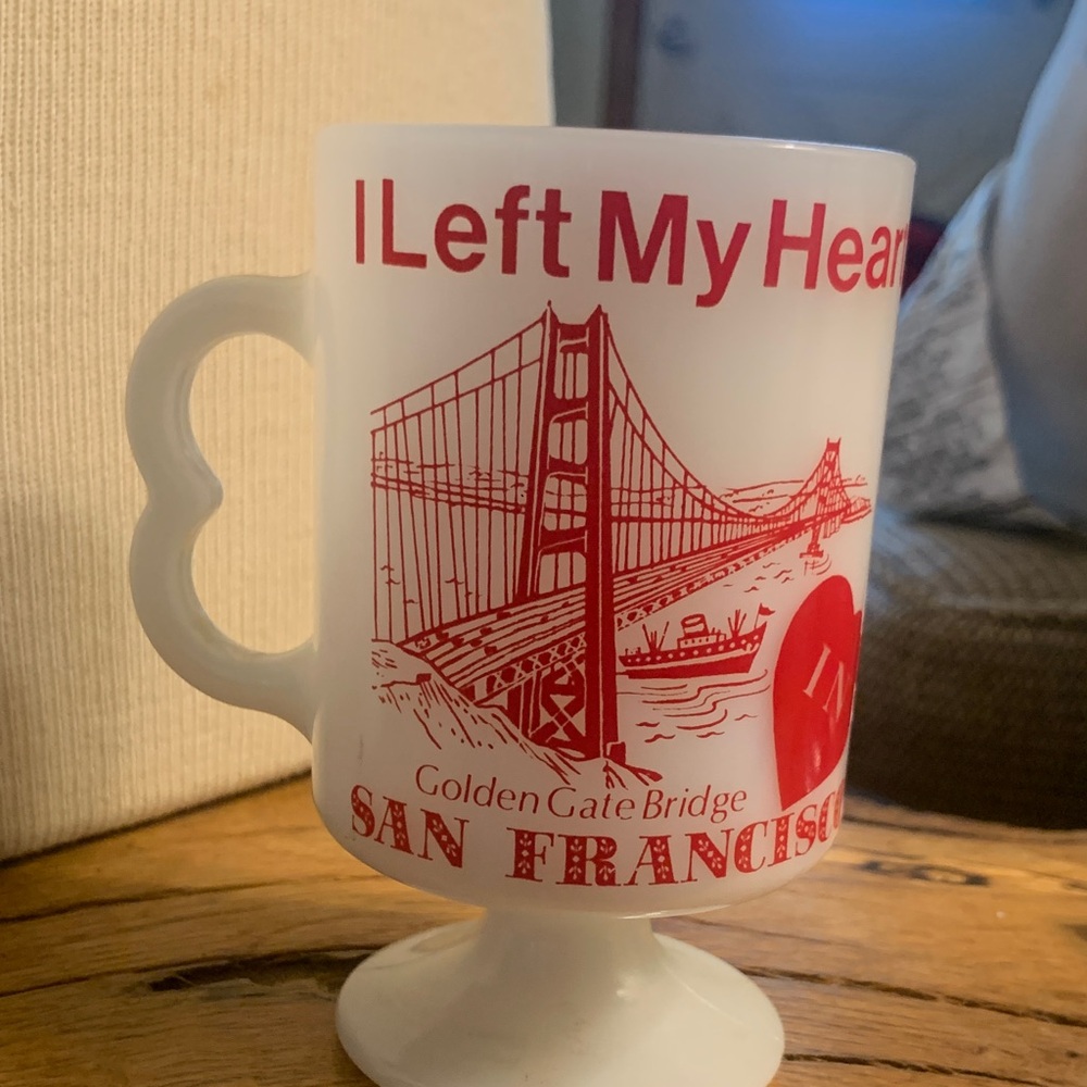 SAN FRANCISCO MILK GLASS PEDESTAL COFFEE MUG,TRUE VINTAGE